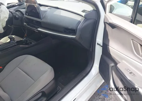 2025 Toyota Prius Le z USA, uszkodzony, nr VIN JTDACAAU4S3052445